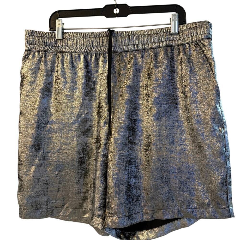 Future Collective silver shorts size XL